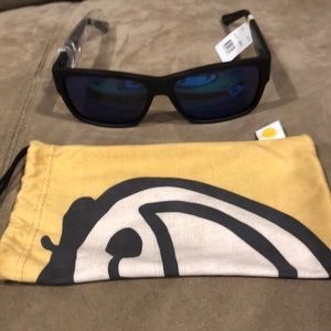 Life is Good Unisex, Polarized Sunglasses